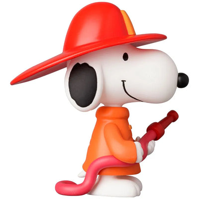 Ultra Detail Figure No.695 UDF PEANUTS Series 14 FIREMAN SNOOPYㅤ – Medicom Toy – ActionFigure Brasil — close