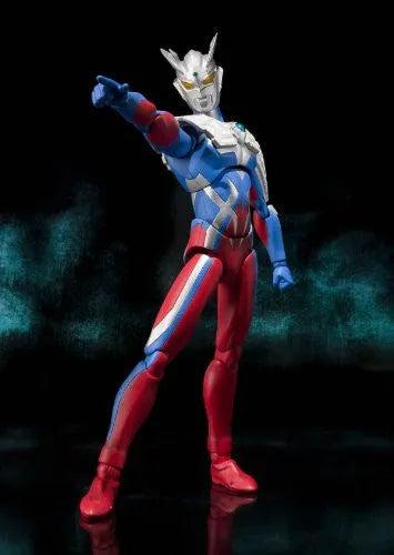 Ultra Zero Fight - Ultraman Saga - Ultraman Zero - Ultra-Act - Renewal Ver. (Bandai)ㅤ – Bandai – ActionFigureBrasil — ângulo diferente