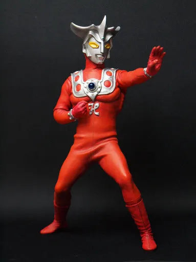 Ultraman Leo - CCP 1/6 Tokusatsu Series - 1/6 (CCP)ㅤ – CCP As Manufacturer – ActionFigureBrasil