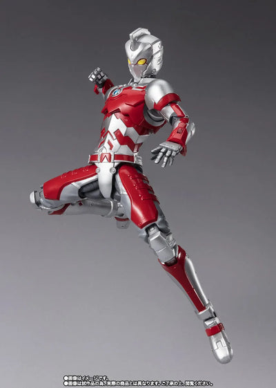 ULTRAMAN - Ultraman Suit Version A - S.H.Figuarts - -the Animation- (Bandai Spirits) [Shop Exclusive]ㅤ – Bandai Spirits – ActionFigureBrasil — ângulo diferente