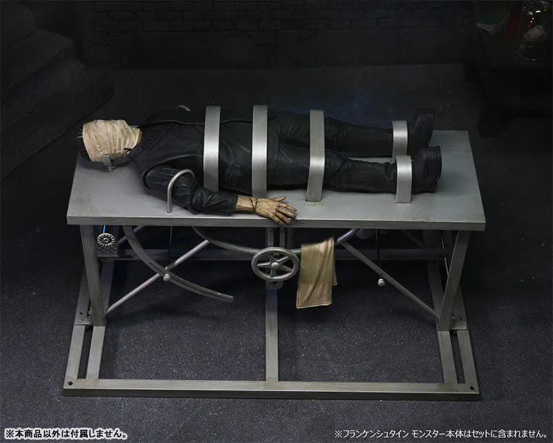 Universal Monsters / Frankenstein: 7 Inch Action Figure Accessory Packㅤ – Neca – ActionFigure Brasil