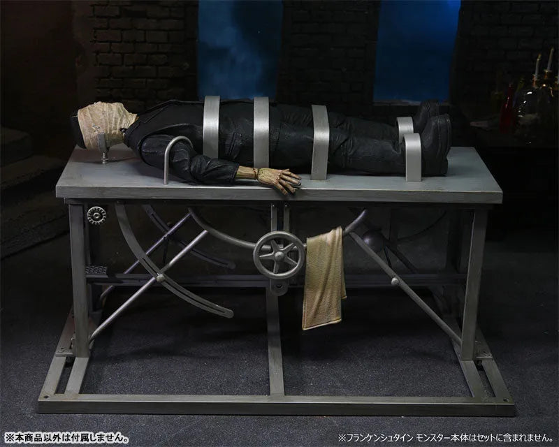 Universal Monsters / Frankenstein: 7 Inch Action Figure Accessory Packㅤ – Neca – ActionFigure Brasil