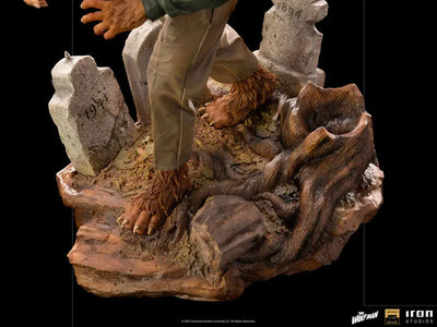 "Universal Monsters" Iron Studios Statue "Deluxe Art Scale" 1/10 Scale Wolf Manㅤ – Iron Studios – ActionFigure Brasil — com base expositora