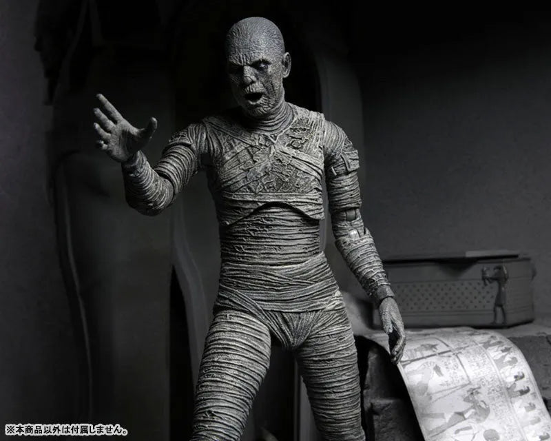 Universal Monsters / The Mummy: Imhotep 7 Inch Action Figure Black & White verㅤ – Neca – ActionFigure Brasil