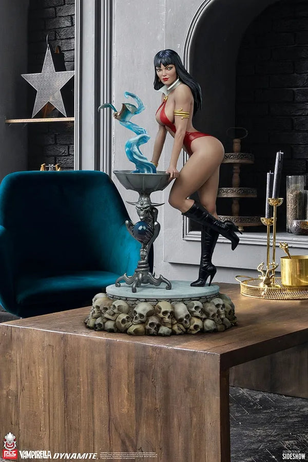 Vampirella - LIMITED EDITION: 1000 – PCS – ActionFigure Brasil