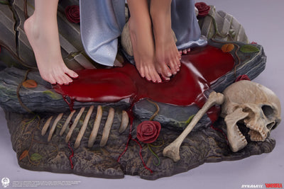 Vampirella - LIMITED EDITION: 400 – PCS – ActionFigure Brasil — acessórios