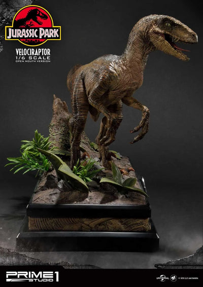 Velociraptor (Bonus Version) Jurassic Park (Film) – Prime1Studio – ActionFigure Brasil
