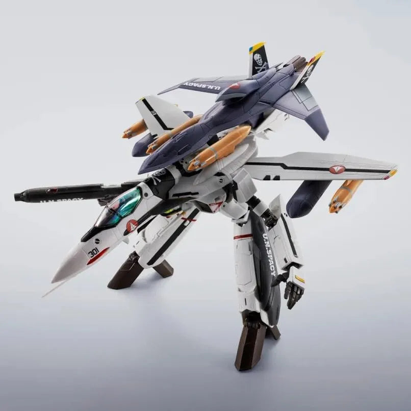 VF-0S Phoenix (Roy Focker Use) + QF-2200D-B Ghost – Tamashii Nations – ActionFigure Brasil