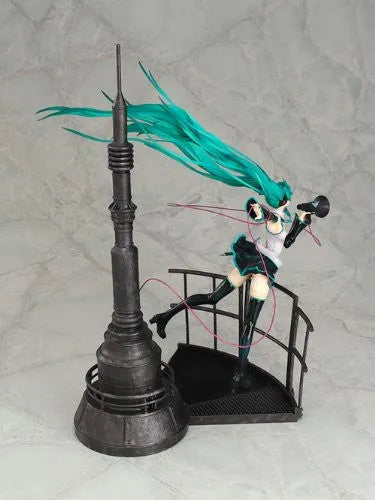Vocaloid - Hatsune Miku - 1/8 - Love is War (Good Smile Company)ㅤ – Good Smile Company – ActionFigureBrasil — close