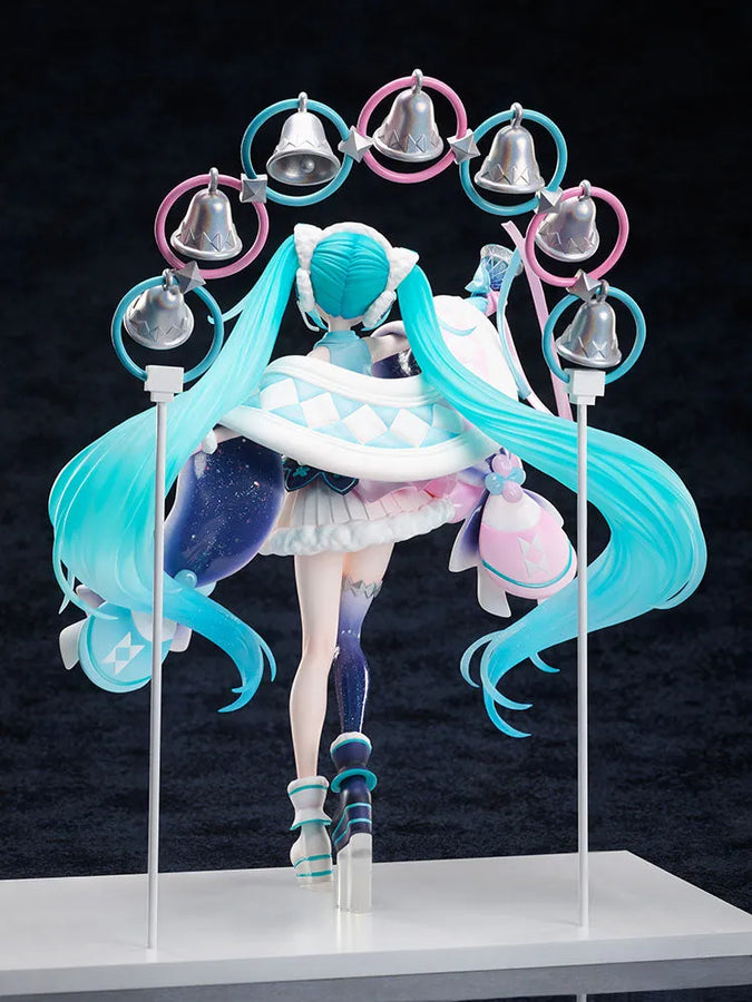 Vocaloid - Hatsune Miku - F:Nex - 1/7 - Magical Mirai 2020 Winter Festival Ver. (FuRyu) [Shop Exclusive]ㅤ – FuRyu – ActionFigure Brasil