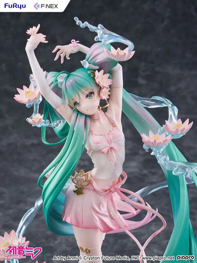 Vocaloid - Hatsune Miku - F:Nex - 1/7 - Water Lily Ver. (FuRyu)ㅤ – FuRyu – ActionFigureBrasil — ângulo diferente