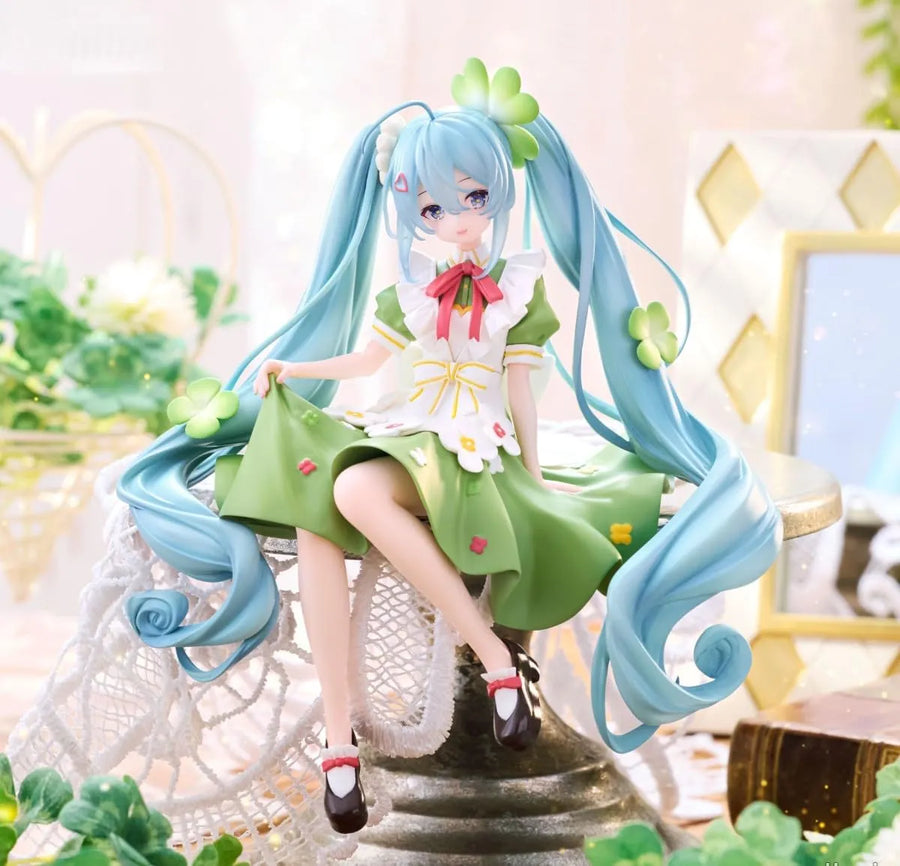 Vocaloid - Hatsune Miku - Flower Fairy - Noodle Stopper Figure - Clover (FuRyu)ㅤ – FuRyu – ActionFigure Brasil