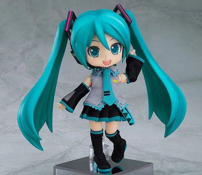 Vocaloid - Hatsune Miku - Nendoroid Doll (Good Smile Company)ㅤ – Good Smile Company – ActionFigure Brasil — com base expositora