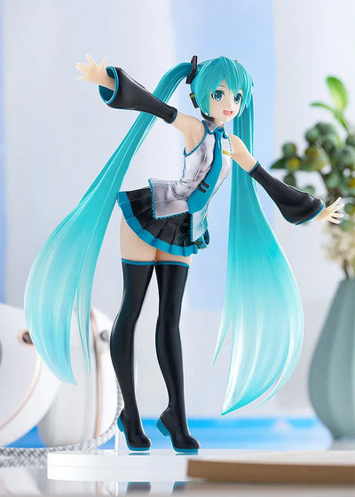 Vocaloid - Hatsune Miku - Pop Up Parade - Translucent Color Ver. (Good Smile Company)ㅤ – Good Smile Company – ActionFigure Brasil — com base expositora