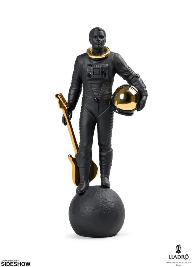 Walking on the Moon (Black & Gold) – Lladró – ActionFigure Brasil