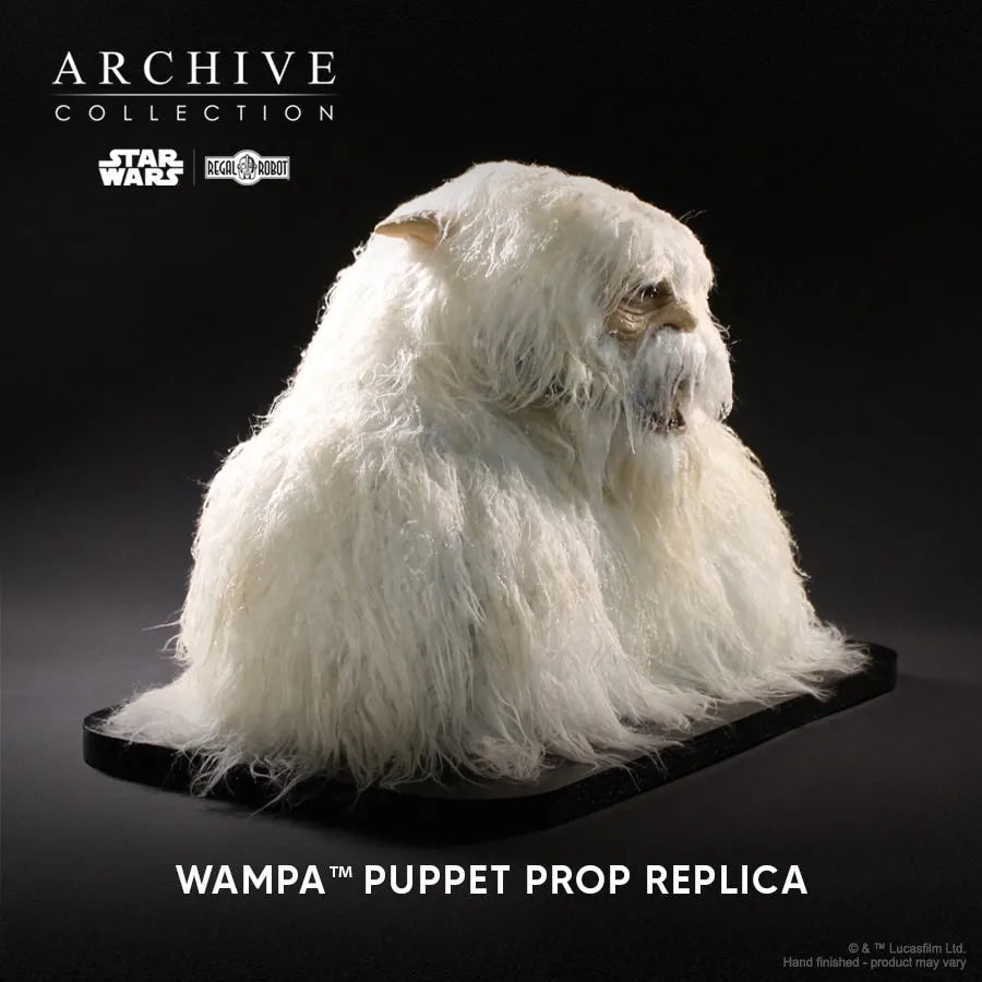 WAMPA™ Puppet Legacy Edition - LIMITED EDITION: 100 – Regal Robot – ActionFigure Brasil