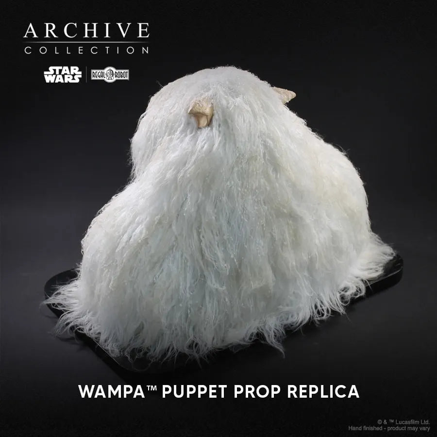 WAMPA™ Puppet Signature Edition - LIMITED EDITION: 125 – Regal Robot – ActionFigure Brasil