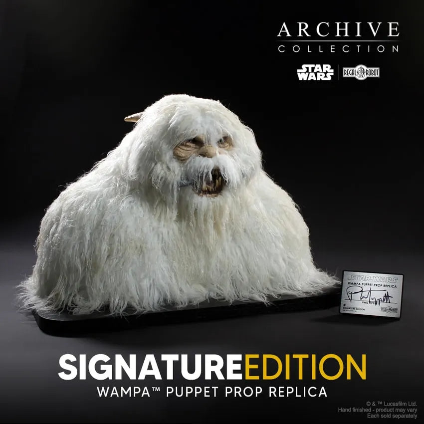 WAMPA™ Puppet Signature Edition - LIMITED EDITION: 125 – Regal Robot – ActionFigure Brasil