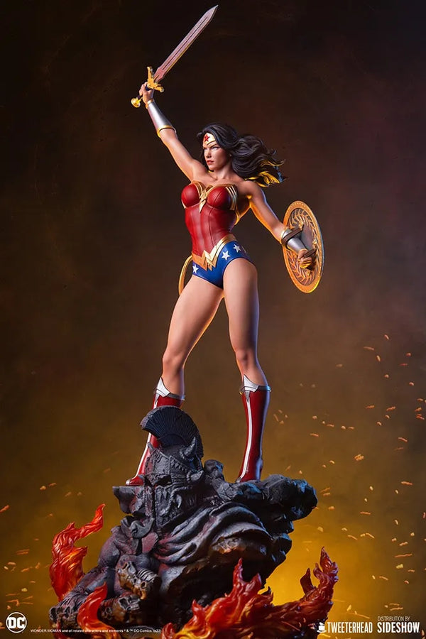 Wonder Woman - LIMITED EDITION: 450 (Exclusive Sixth Scale) – Tweeterhead – ActionFigure Brasil