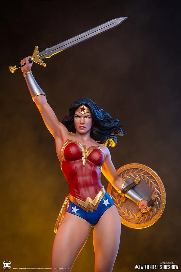 Wonder Woman - LIMITED EDITION: 450 (Collector Sixth Scale) – Tweeterhead – ActionFigure Brasil — acessórios