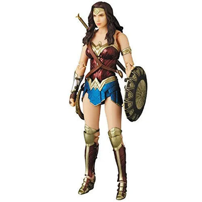 Wonder Woman - Mafex No.048 - Wonder Woman version (Medicom Toy)ㅤ – Medicom Toy – ActionFigureBrasil — iluminação de estúdio