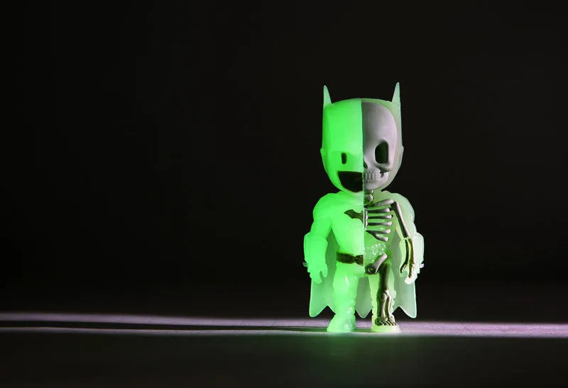 XXRAY meets DC Comics - Kid Robot Special-order Glow-in-the-dark Batman 4 Inch Vinyl Figureㅤ – Gantaku – ActionFigure Brasil