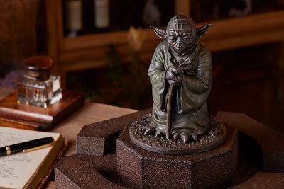 Yoda Fountain - LIMITED EDITION: 1138 – Kotobukiya – ActionFigure Brasil — acessórios