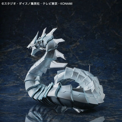 Yu-Gi-Oh! Duel Monsters GX - Cyber Dragon (Kaiyodo)ㅤ – Kaiyodo – ActionFigure Brasil — iluminação de estúdio
