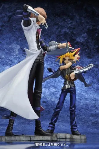 Yu-Gi-Oh! Duel Monsters - Kaiba Seto - ARTFX J - 1/7 (Kotobukiya)ㅤ – Kotobukiya – ActionFigureBrasil — com base expositora
