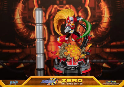 Zero - LIMITED EDITION: 600 – First 4 Figures – ActionFigure Brasil — com base expositora
